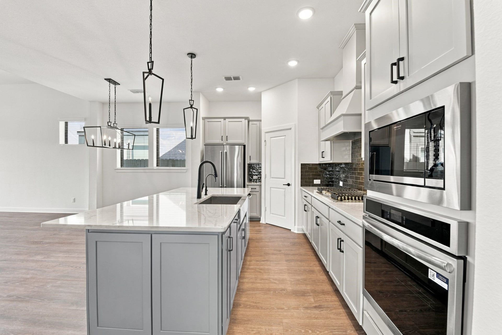 5510 Orangery Lane, Manvel, TX 77578 5510 Orangery Lane, Manvel, TX 77578