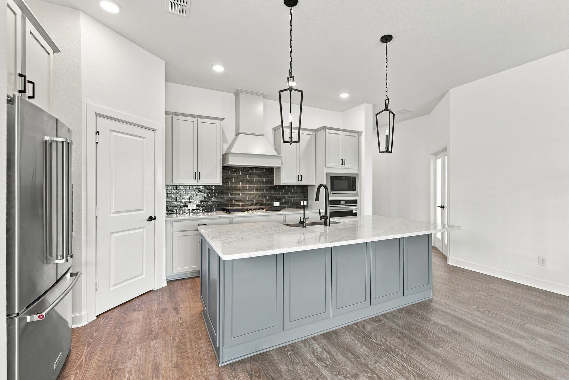 5510 Orangery Lane, Manvel, TX 77578 5510 Orangery Lane, Manvel, TX 77578