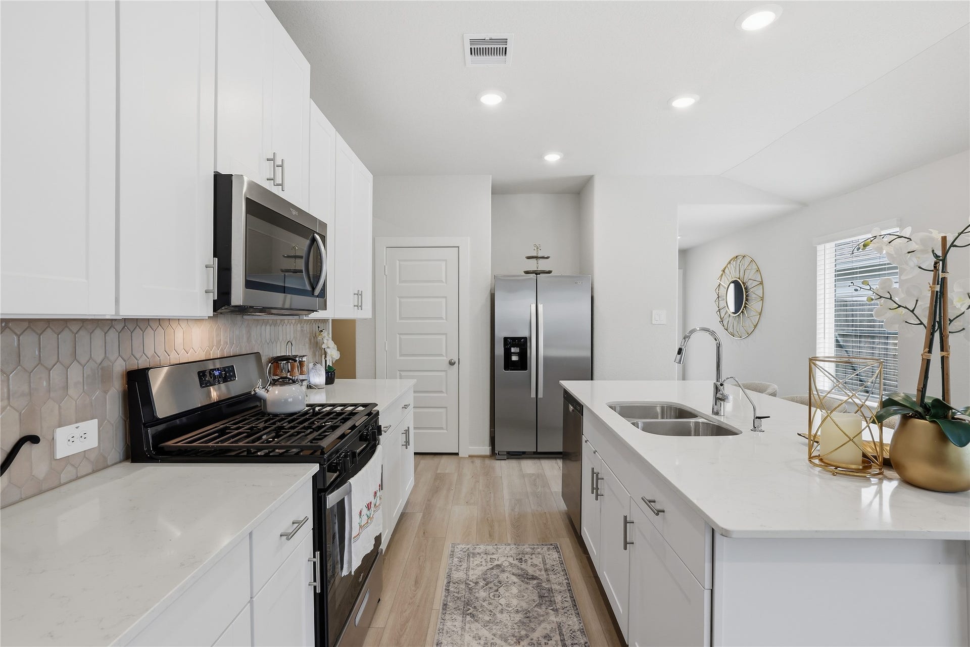 16687 Sterling Cliff Street, Conroe, TX 77302 16687 Sterling Cliff Street, Conroe, TX 77302