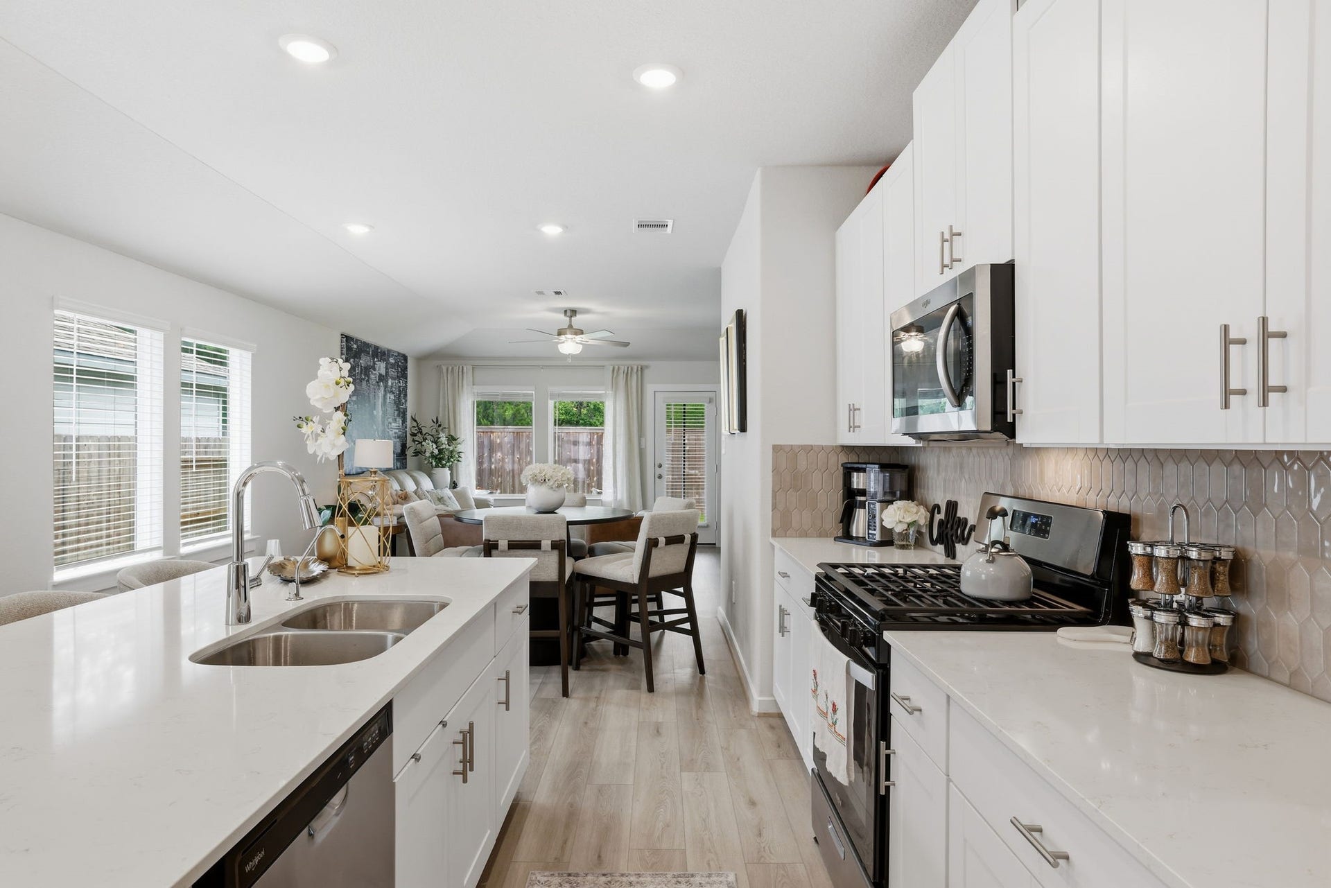 16687 Sterling Cliff Street, Conroe, TX 77302 16687 Sterling Cliff Street, Conroe, TX 77302