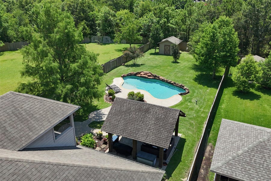 Property photo for 915 Misty Cliff, Dickinson, TX