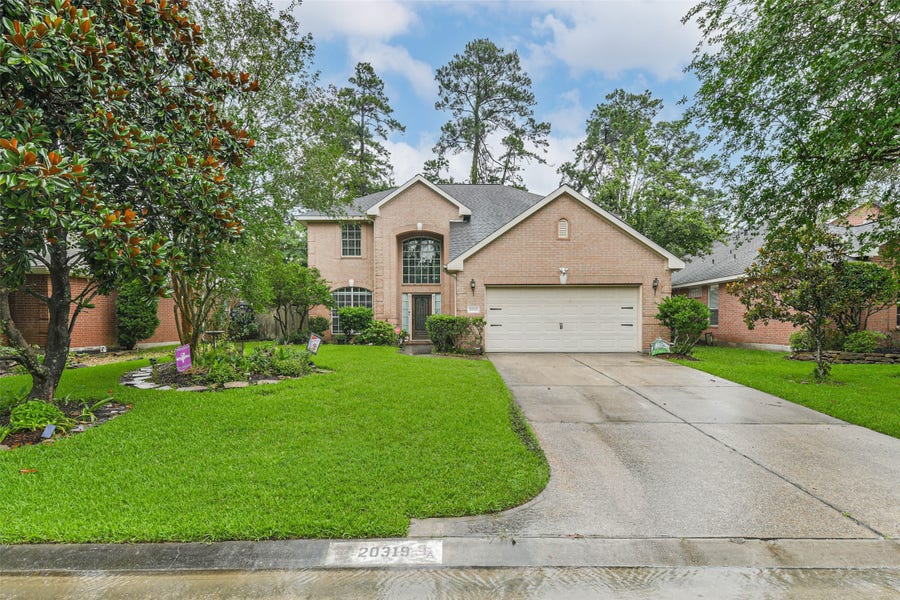Property photo for 20319 Umber Oak Court, Humble, TX