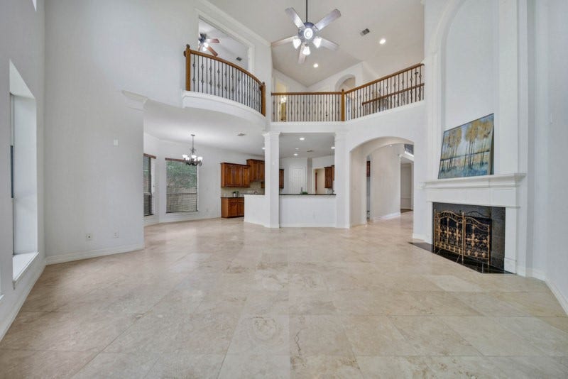Property photo for 6811 Colonade Trail, Sugar Land, TX