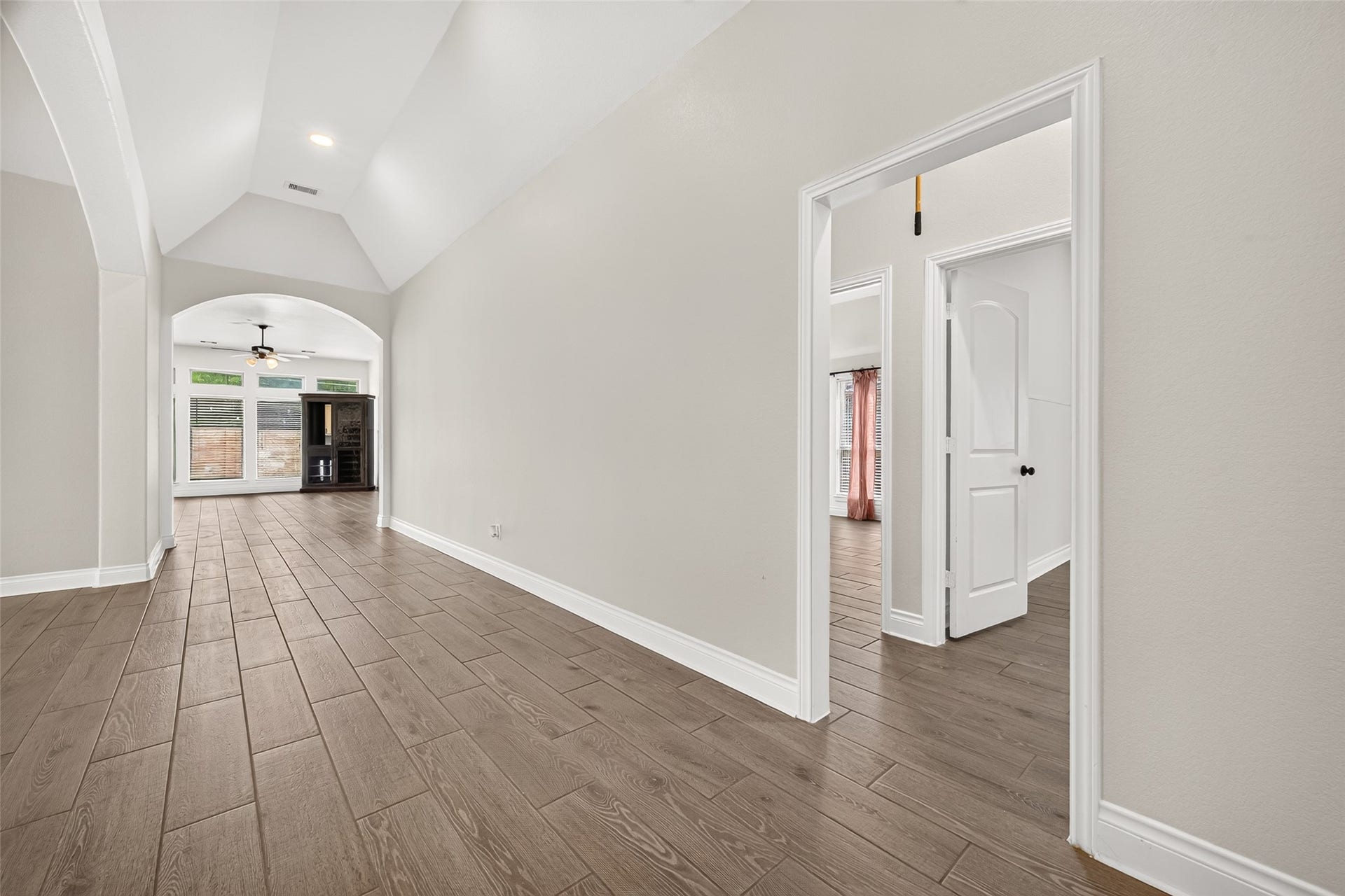 28309 Rabbitt Trail, Spring, TX 77386 28309 Rabbitt Trail, Spring, TX 77386