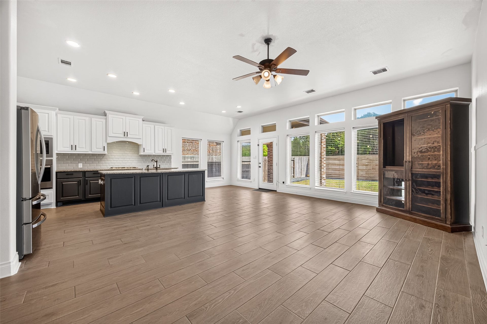 28309 Rabbitt Trail, Spring, TX 77386 28309 Rabbitt Trail, Spring, TX 77386