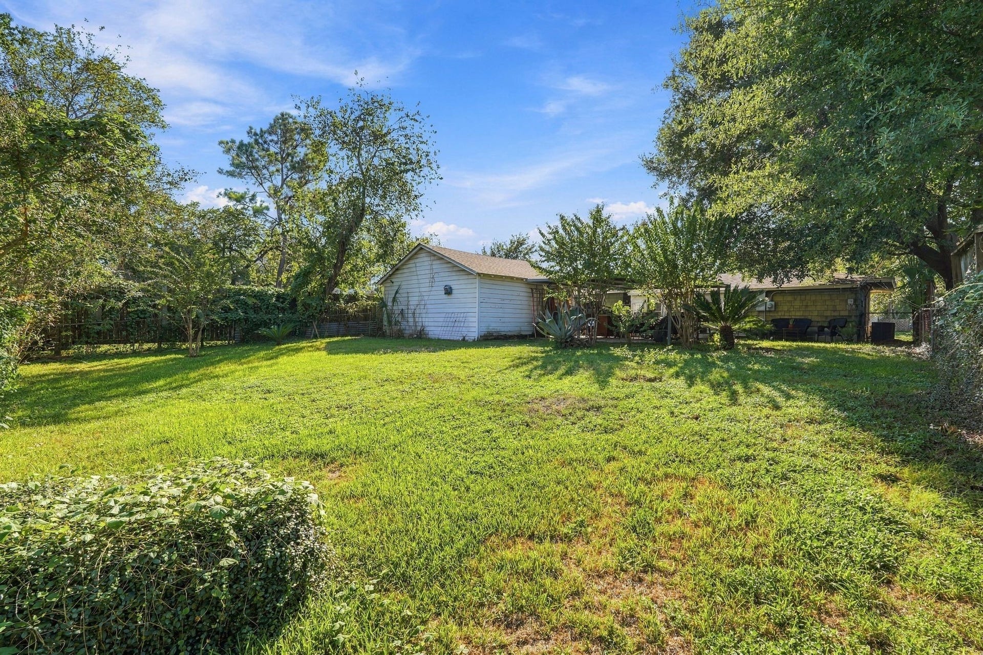 4014 Ella Boulevard, Houston, TX 77018