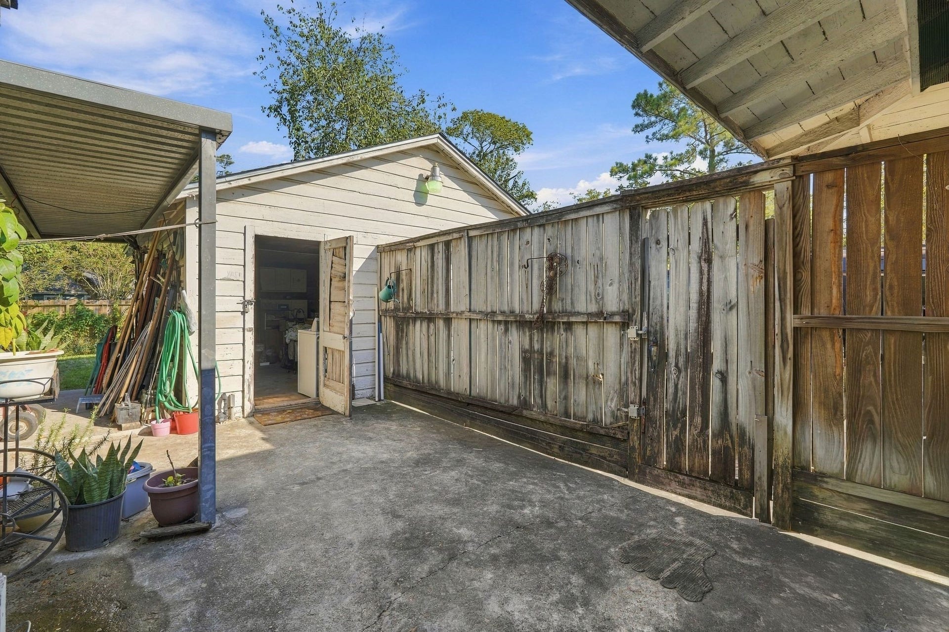 4014 Ella Boulevard, Houston, TX 77018