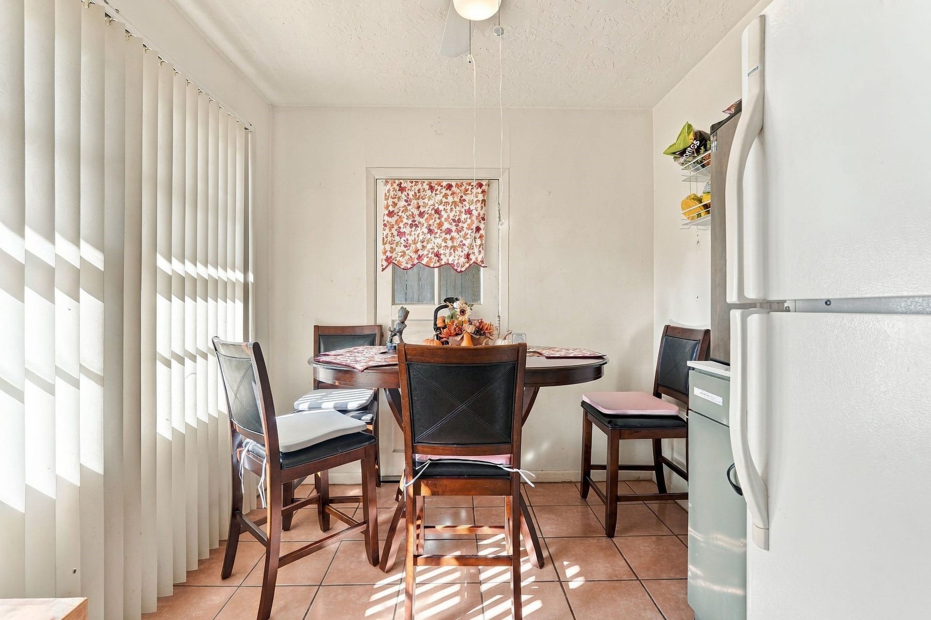 4014 Ella Boulevard, Houston, TX 77018