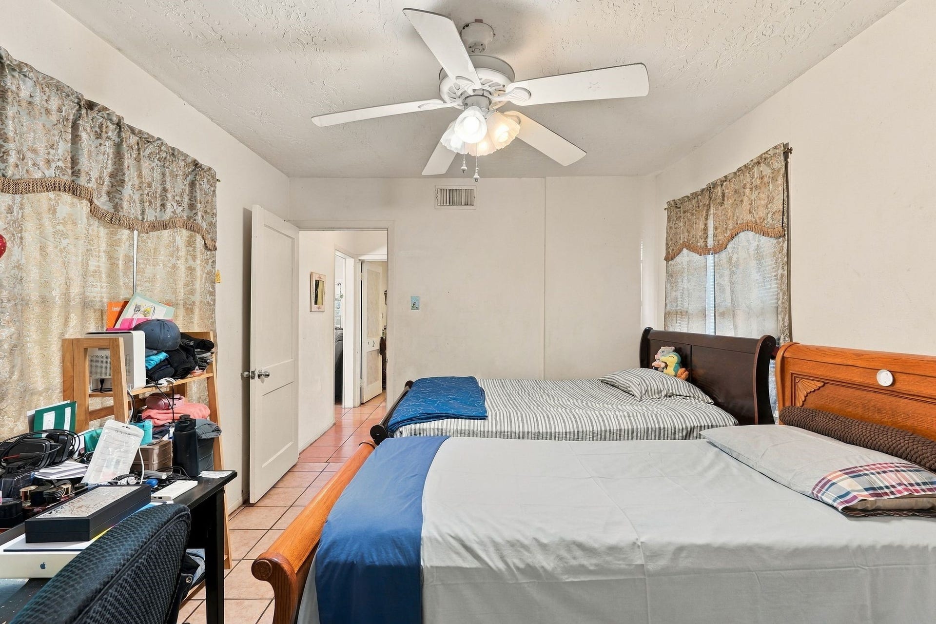 4014 Ella Boulevard, Houston, TX 77018