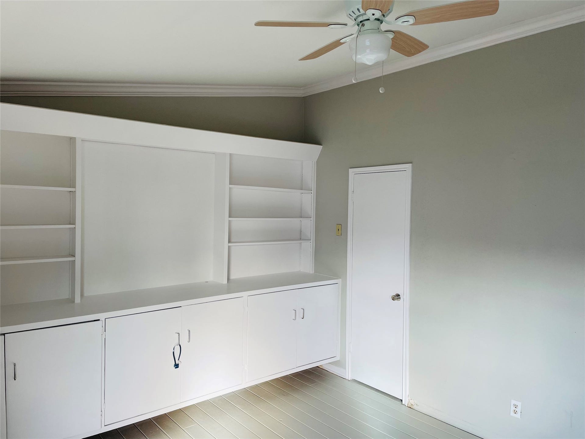 9550 Deering Drive, #310, Houston, TX 77036 9550 Deering Drive, #310, Houston, TX 77036