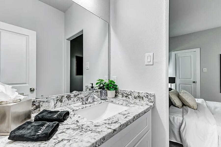 4677 Bellfort Street, #A, Houston, TX 77051 4677 Bellfort Street, #A, Houston, TX 77051
