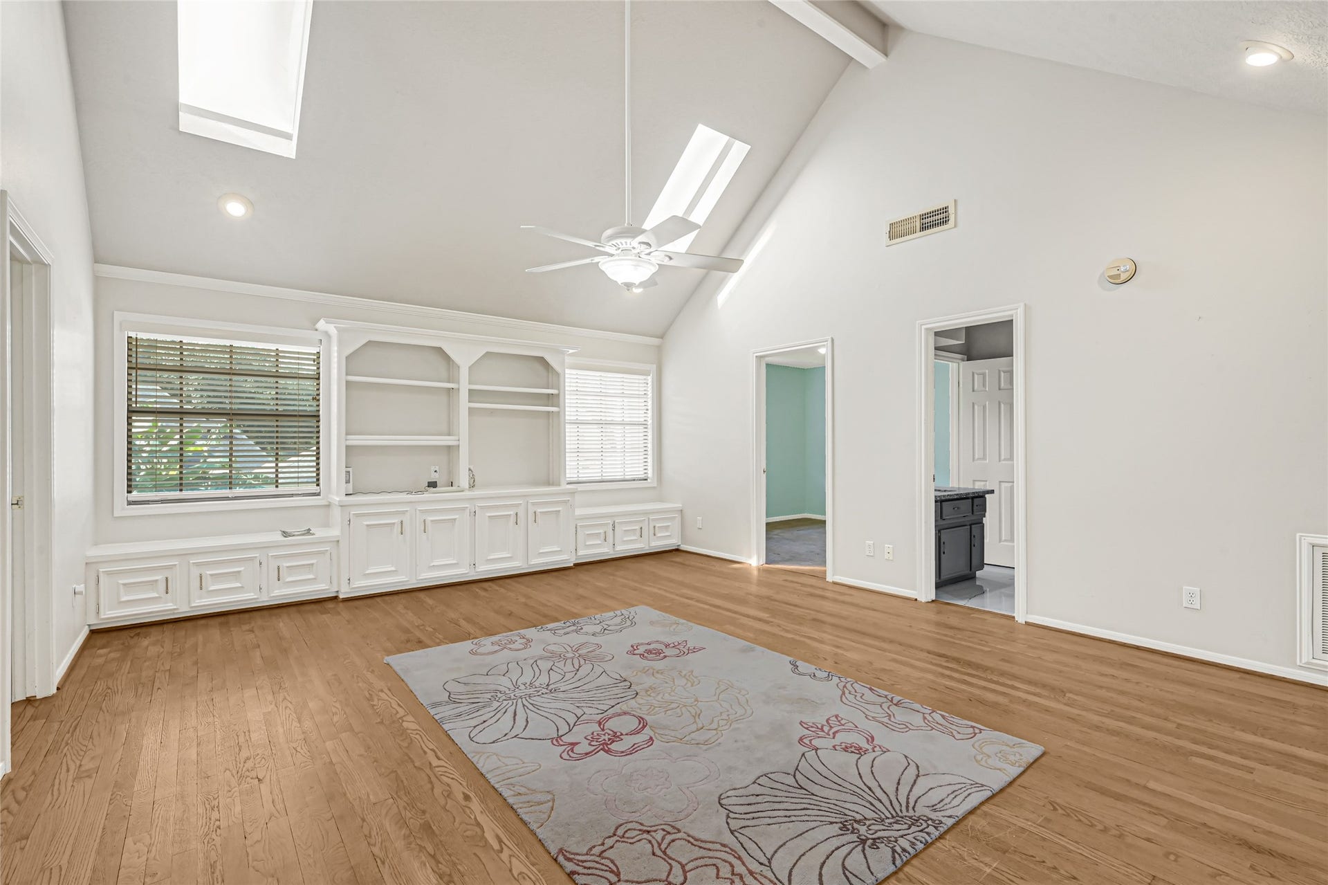2211 Rockhaven Drive, Houston, TX 77062