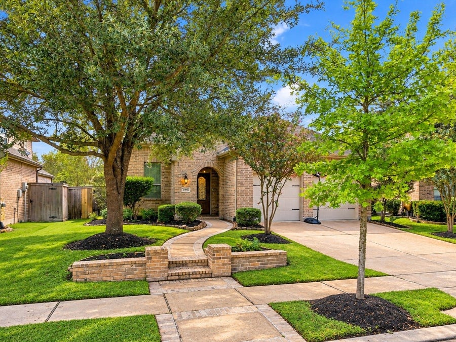 Property photo for 19011 Crest Cove Drive, Cypress, TX