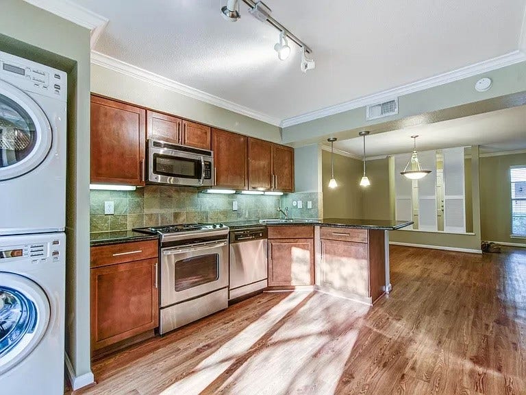 10220 Memorial Drive, #E20, Houston, TX 77024 VARIOUS UNITS SHOWN - LAYOUT MAY DIFFER - BE SURE TO WATCH THE VIRTUAL TOUR LINK ATTACHED TO THE LISTING
