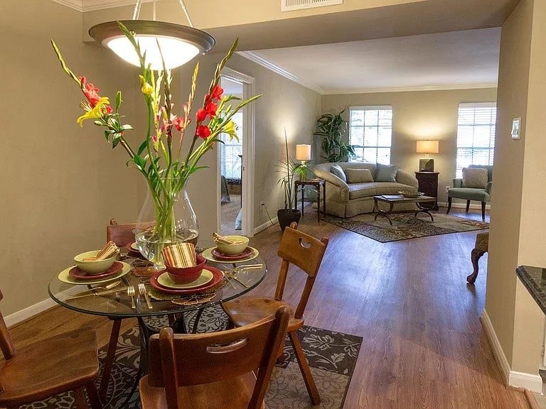 10220 Memorial Drive, #E20, Houston, TX 77024 VARIOUS UNITS SHOWN - LAYOUT MAY DIFFER - BE SURE TO WATCH THE VIRTUAL TOUR LINK ATTACHED TO THE LISTING