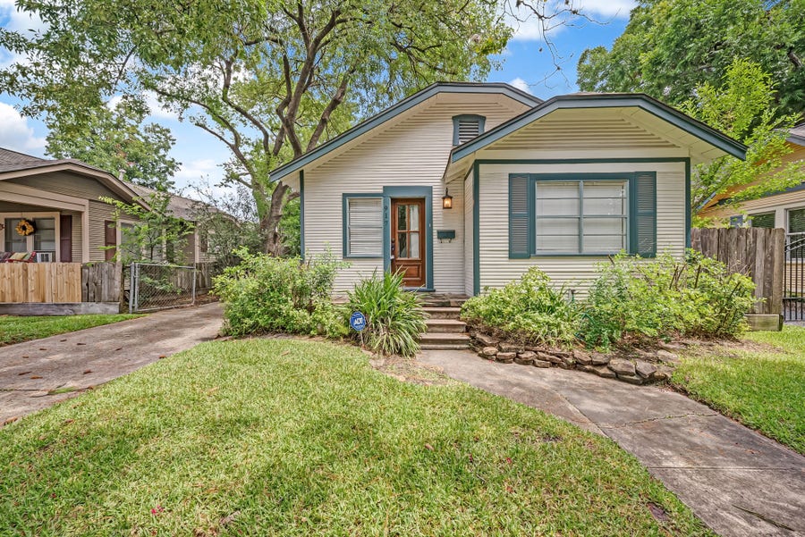 Property photo for 917 Fugate Street, Houston, TX