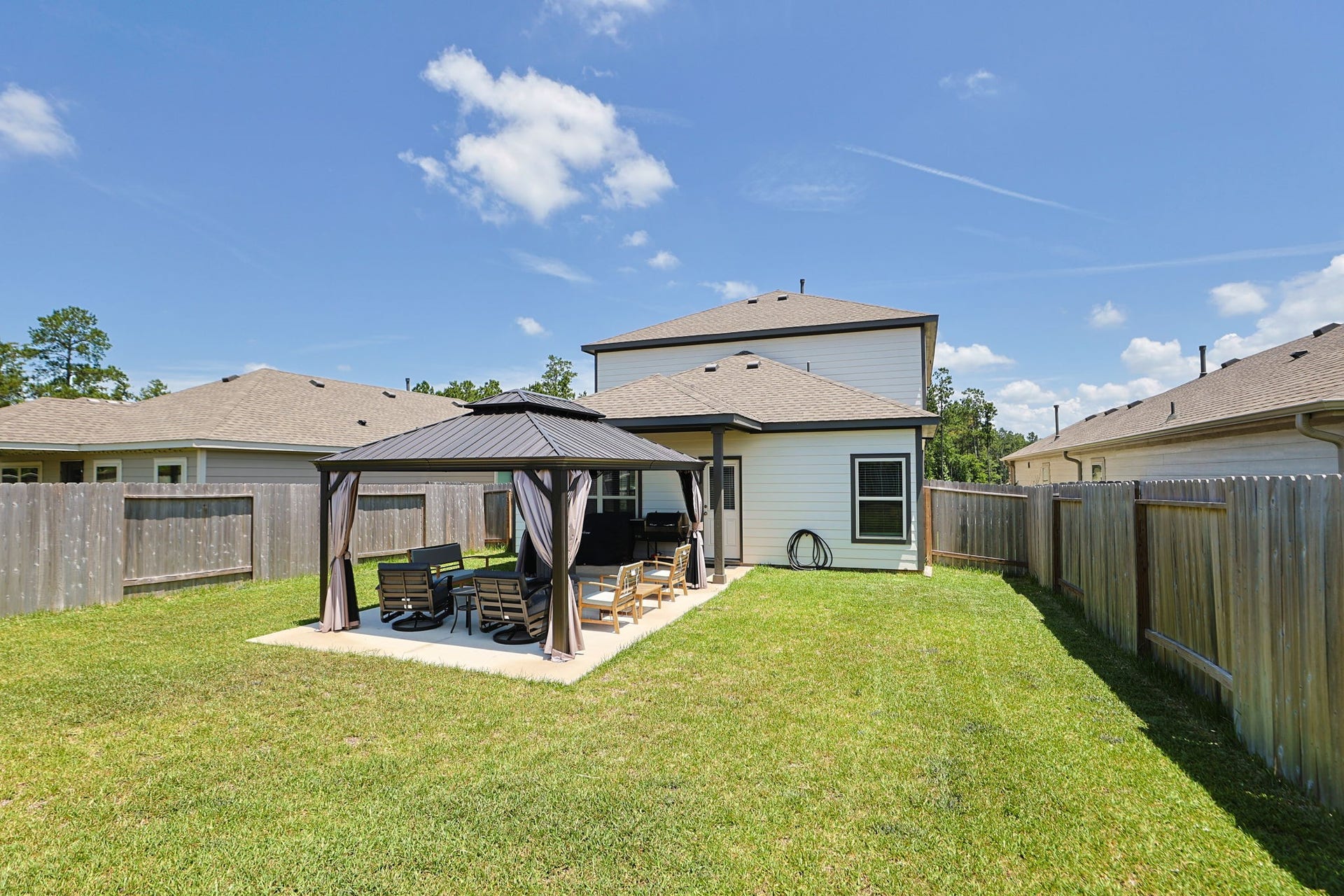 25499 Blue Mistflower Drive, Montgomery, TX 77316 Large back yard