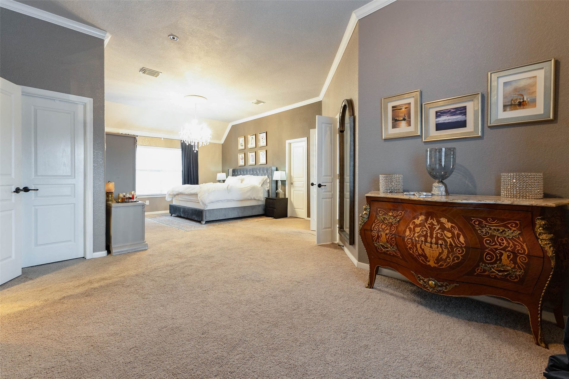 25734 Jewel Springs Lane, Katy, TX 77494 This impressive suite offers the space and character of a upscale hotel retreat.