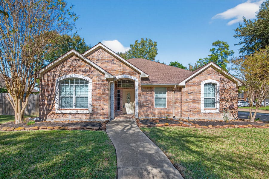 Property photo for 3327 Willowbend Road, Montgomery, TX