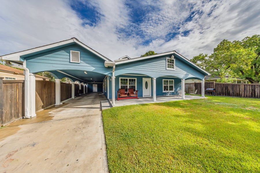 Property photo for 2104 6th Street, Galena Park, TX