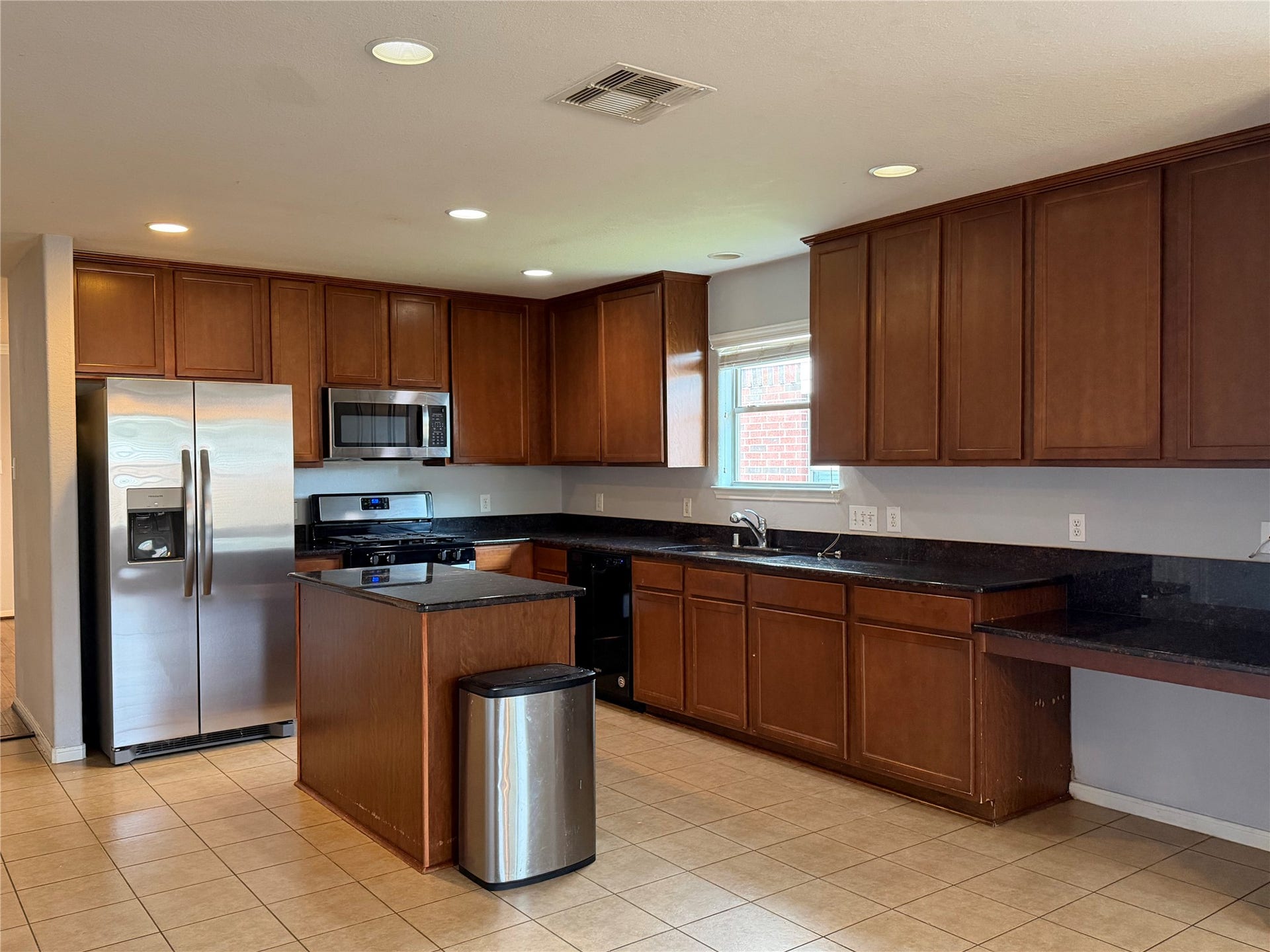 8023 Clover Leaf Drive, Richmond, TX 77469 8023 Clover Leaf Drive, Richmond, TX 77469