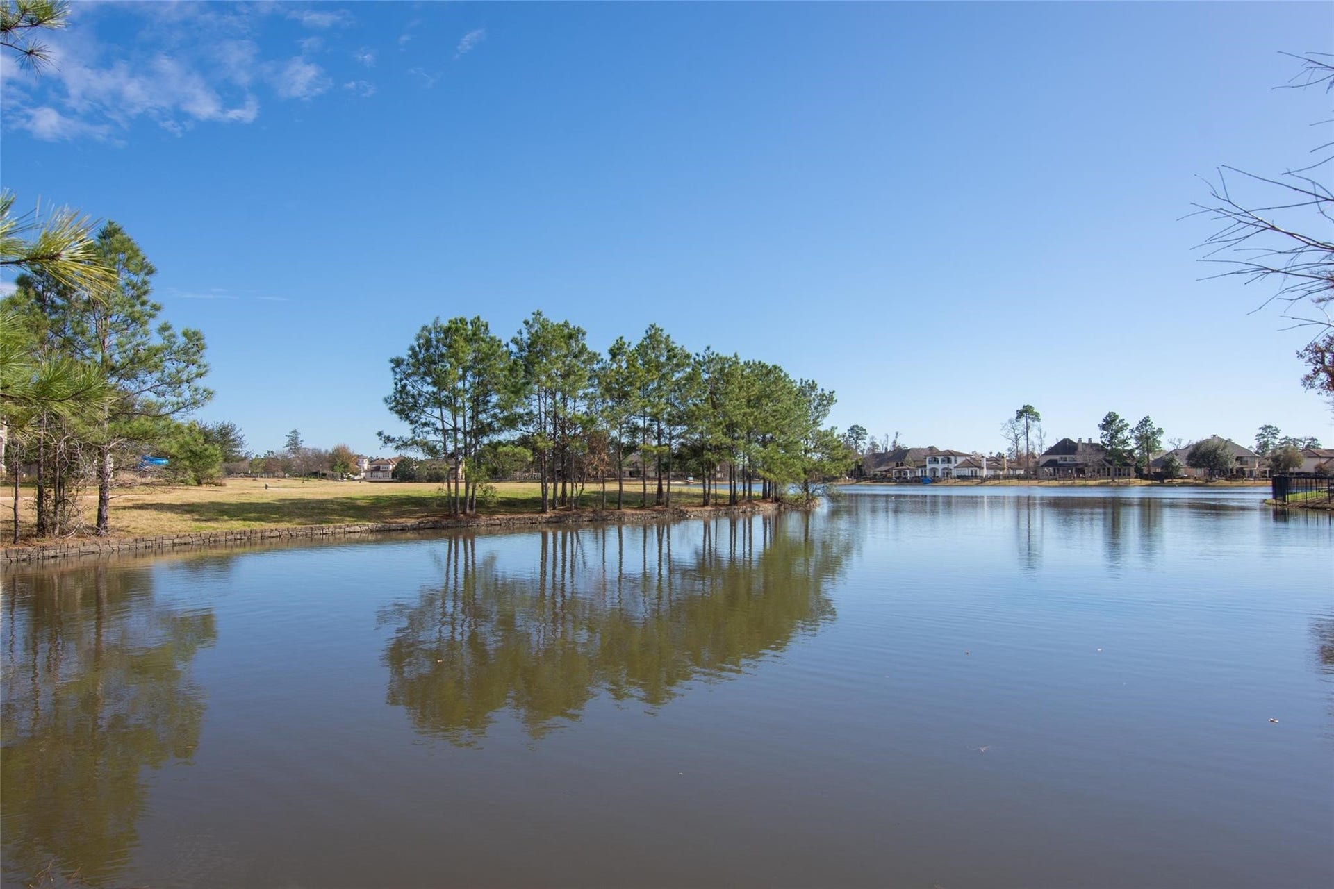 46 Lake Voyageur Drive, Spring, TX 77389