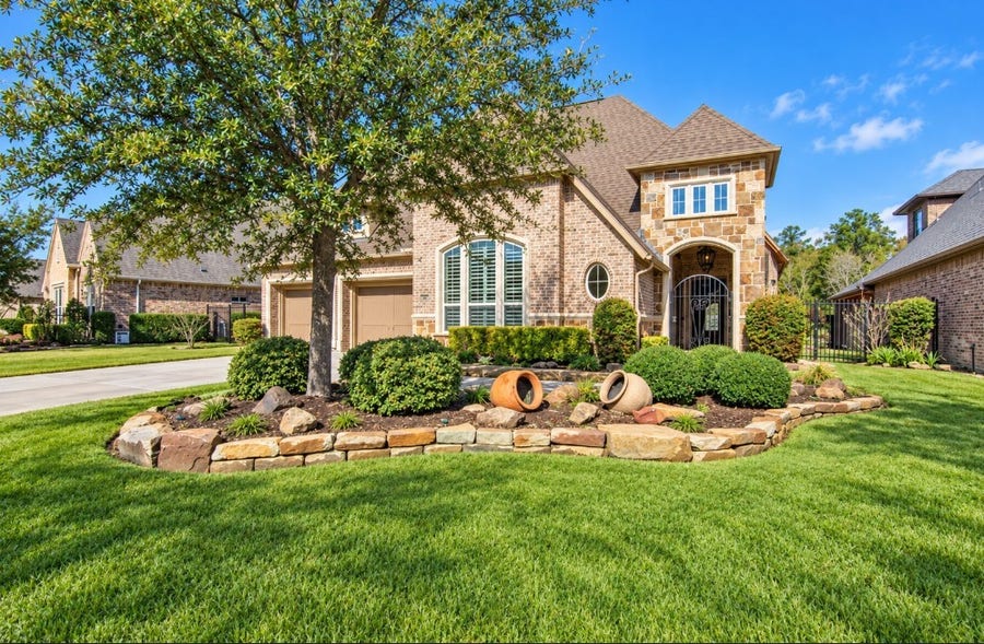 Property photo for 46 Lake Voyageur Drive, Spring, TX