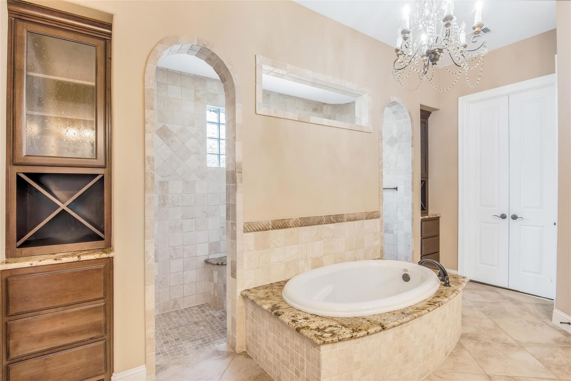 46 Lake Voyageur Drive, Spring, TX 77389