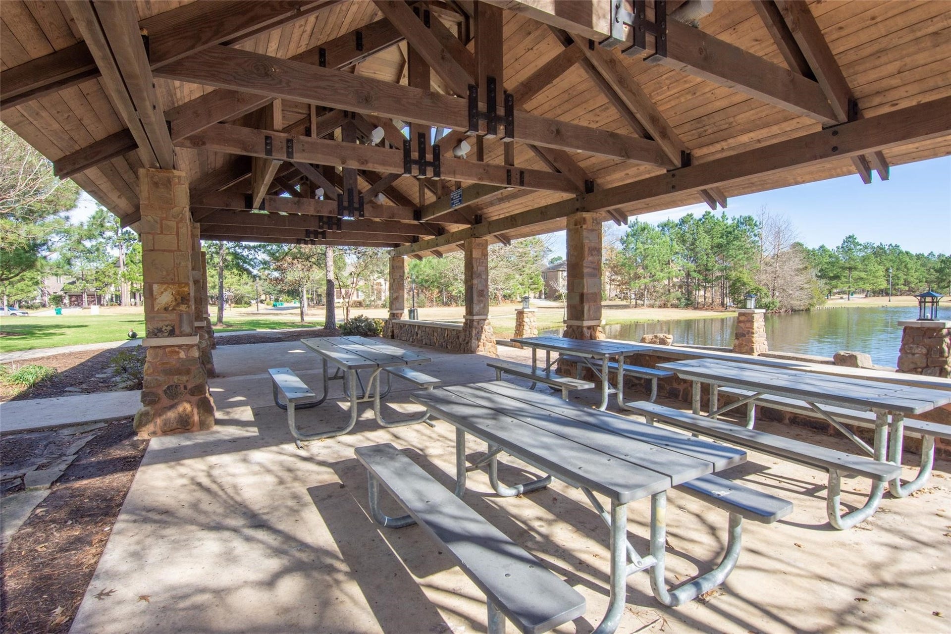 46 Lake Voyageur Drive, Spring, TX 77389
