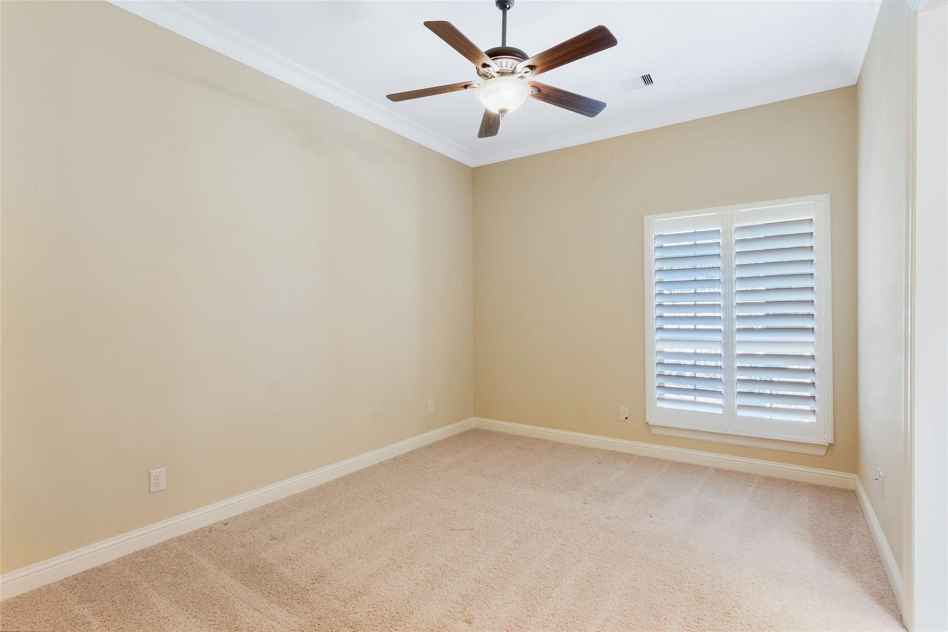 46 Lake Voyageur Drive, Spring, TX 77389