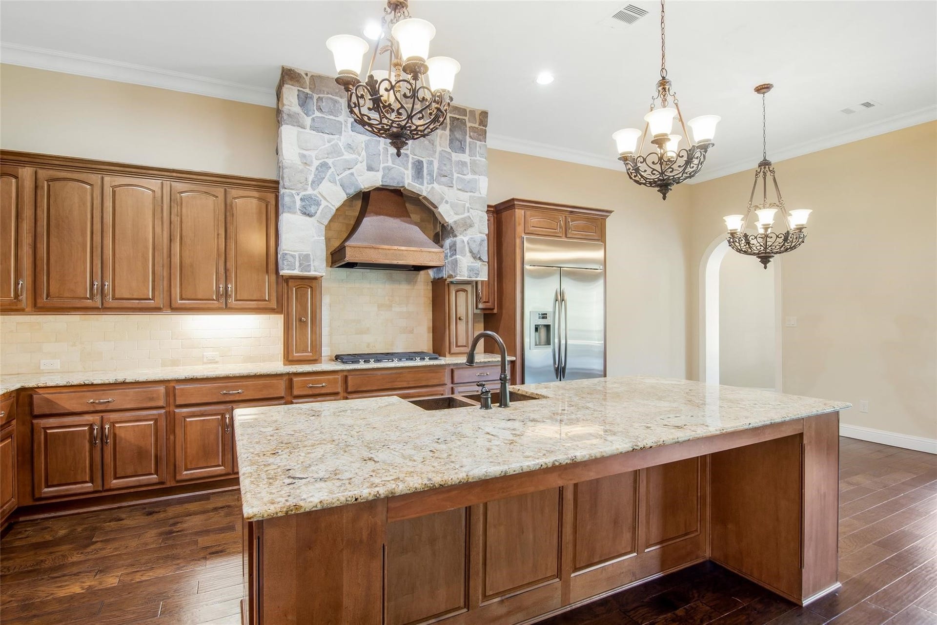 46 Lake Voyageur Drive, Spring, TX 77389