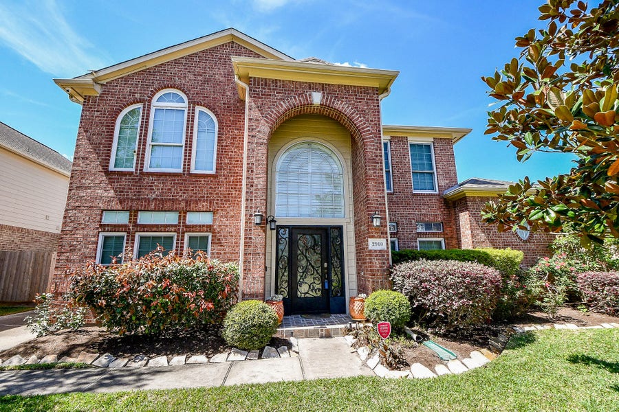 Property photo for 2910 Clayton Ridge Court, Houston, TX