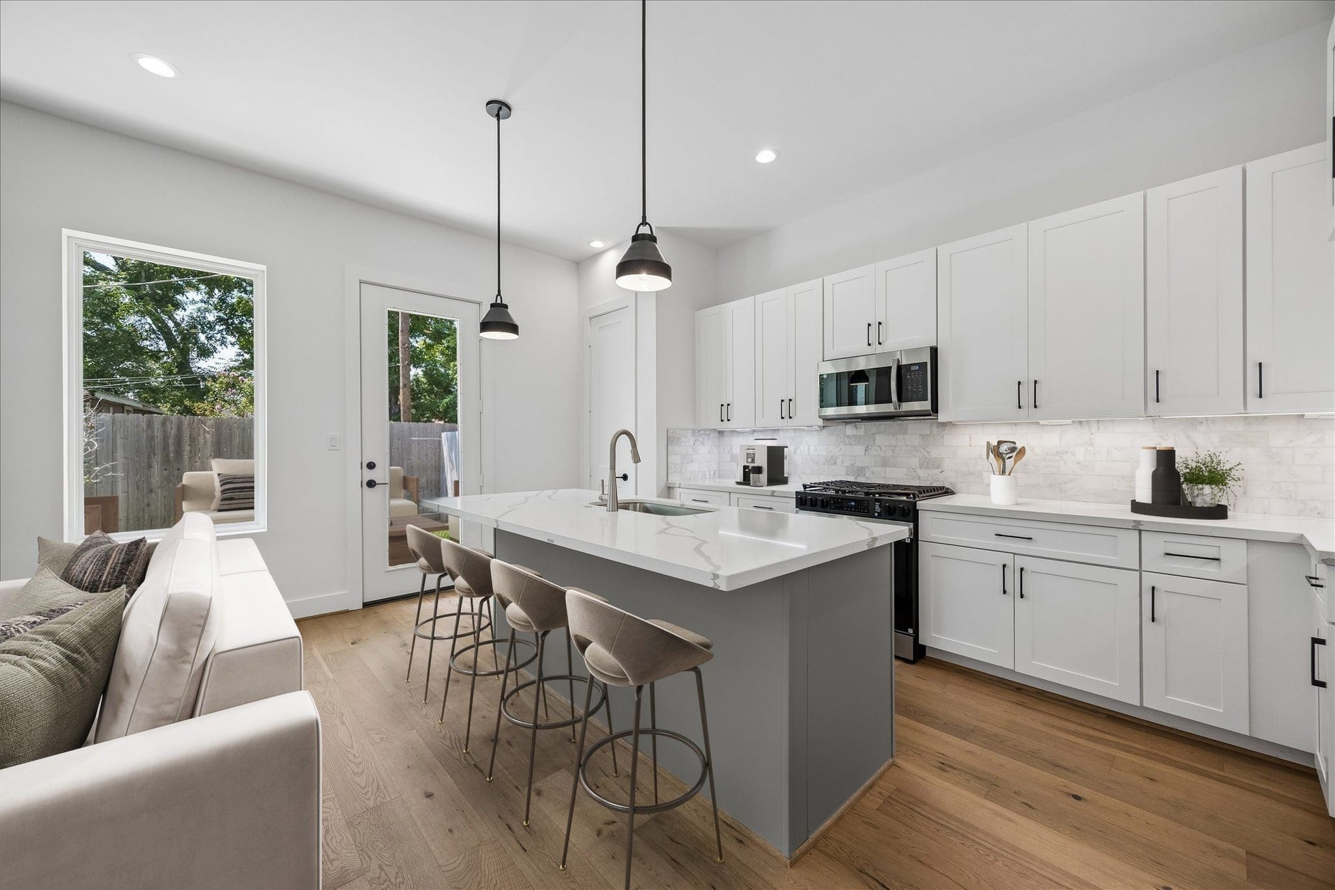1824 W Tidwell Road, Houston, TX 77091 1824 W Tidwell Road, Houston, TX 77091