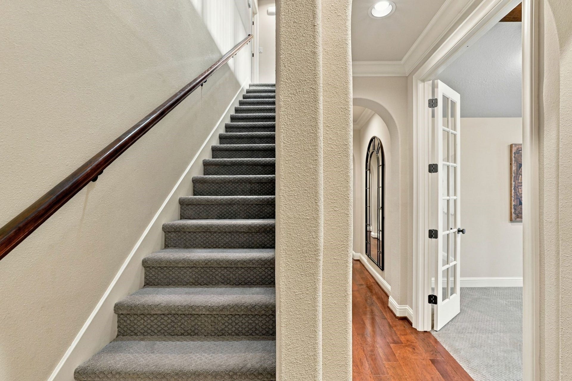51 Woodglade Way, The Woodlands, TX 77375 Heading upstairs to the flex room. New carpet and handrail installed.