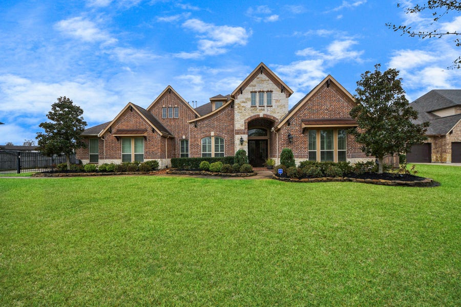 Property photo for 17819 COUNTRY COVE, Cypress, TX