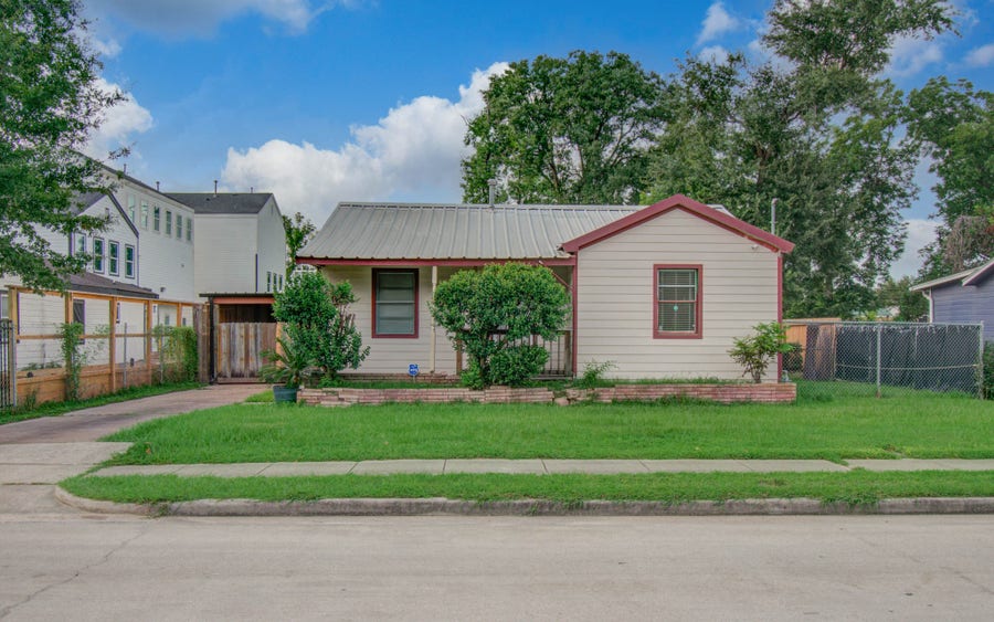 Property photo for 127 Parker Road, Houston, TX