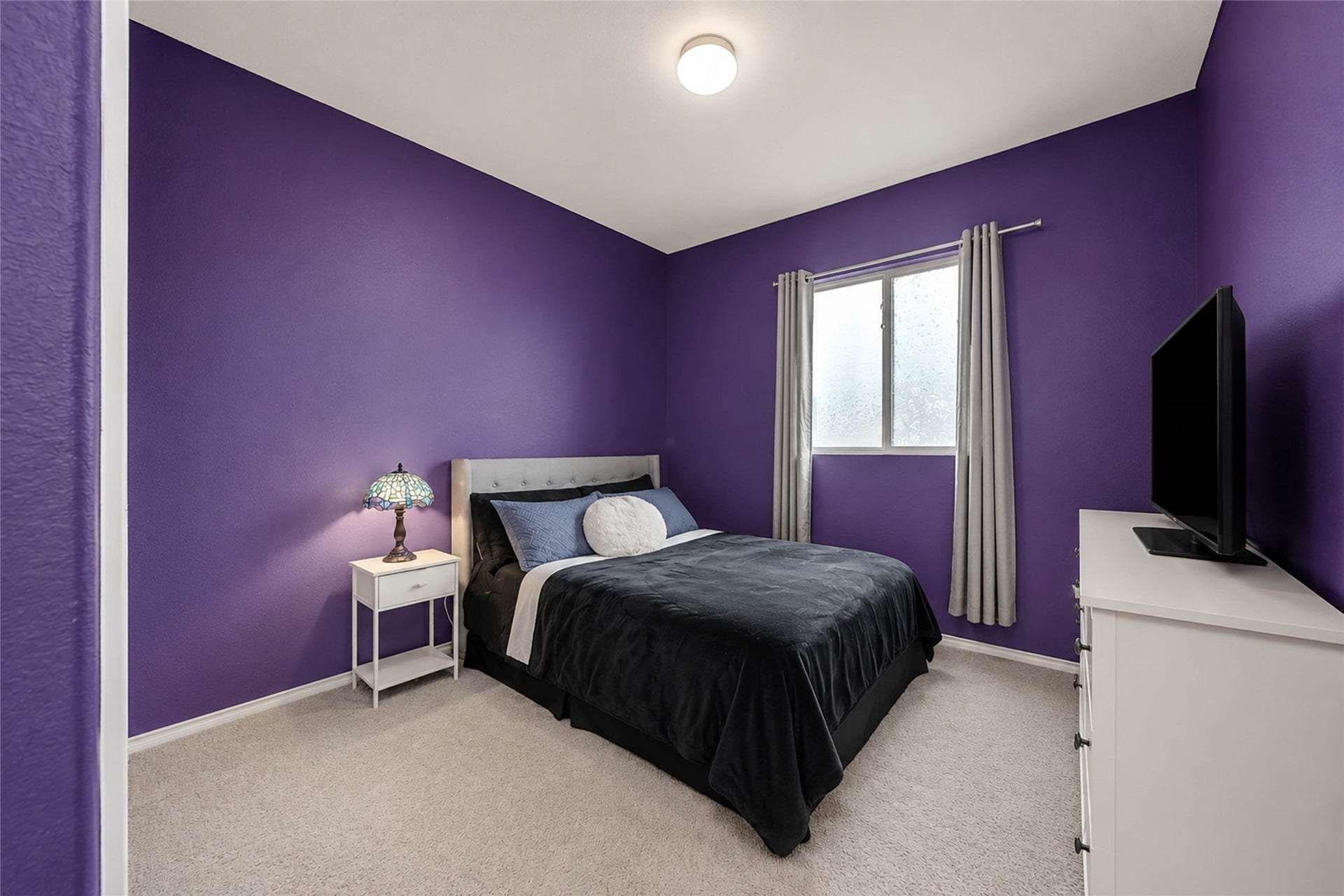 9978 Sterling Place Drive, Conroe, TX 77303 Full Bedroom and Bathroom Upstairs!