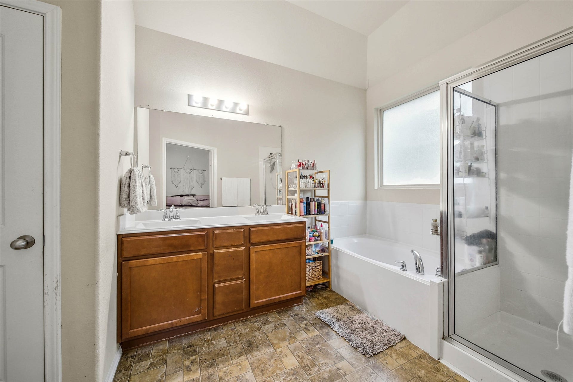 9978 Sterling Place Drive, Conroe, TX 77303 Primary Bathroom!