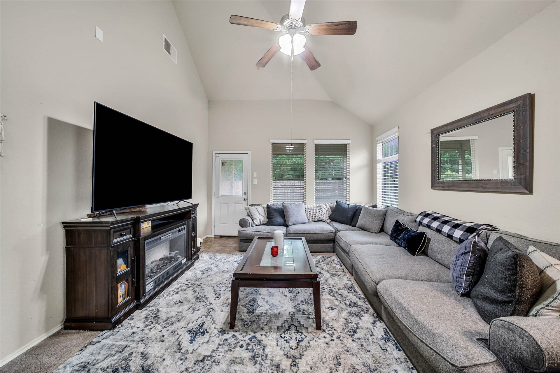 9978 Sterling Place Drive, Conroe, TX 77303 9978 Sterling Place Drive, Conroe, TX 77303