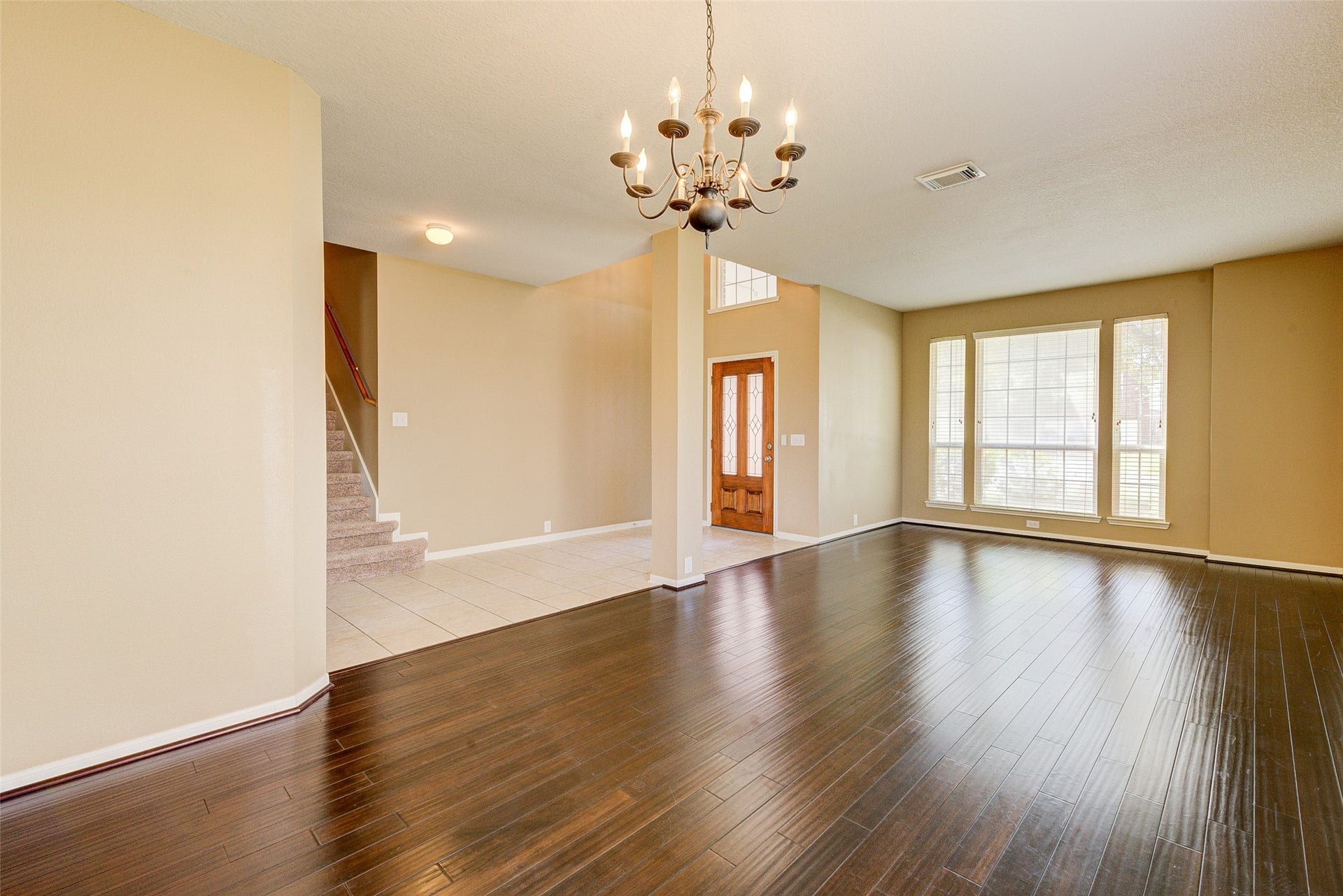 9003 Sundown Drive, Pearland, TX 77584