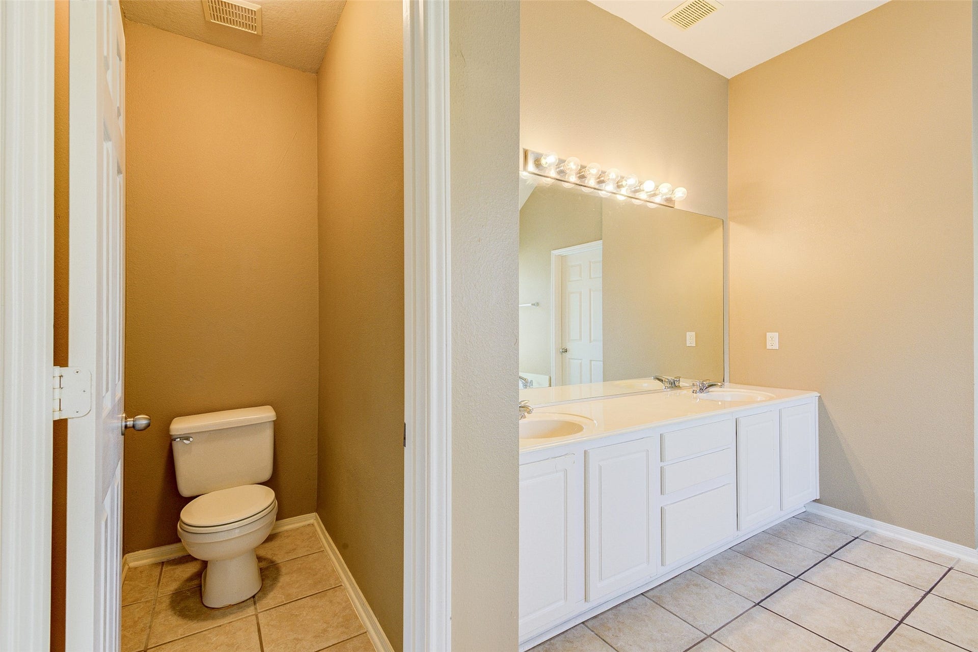 9003 Sundown Drive, Pearland, TX 77584