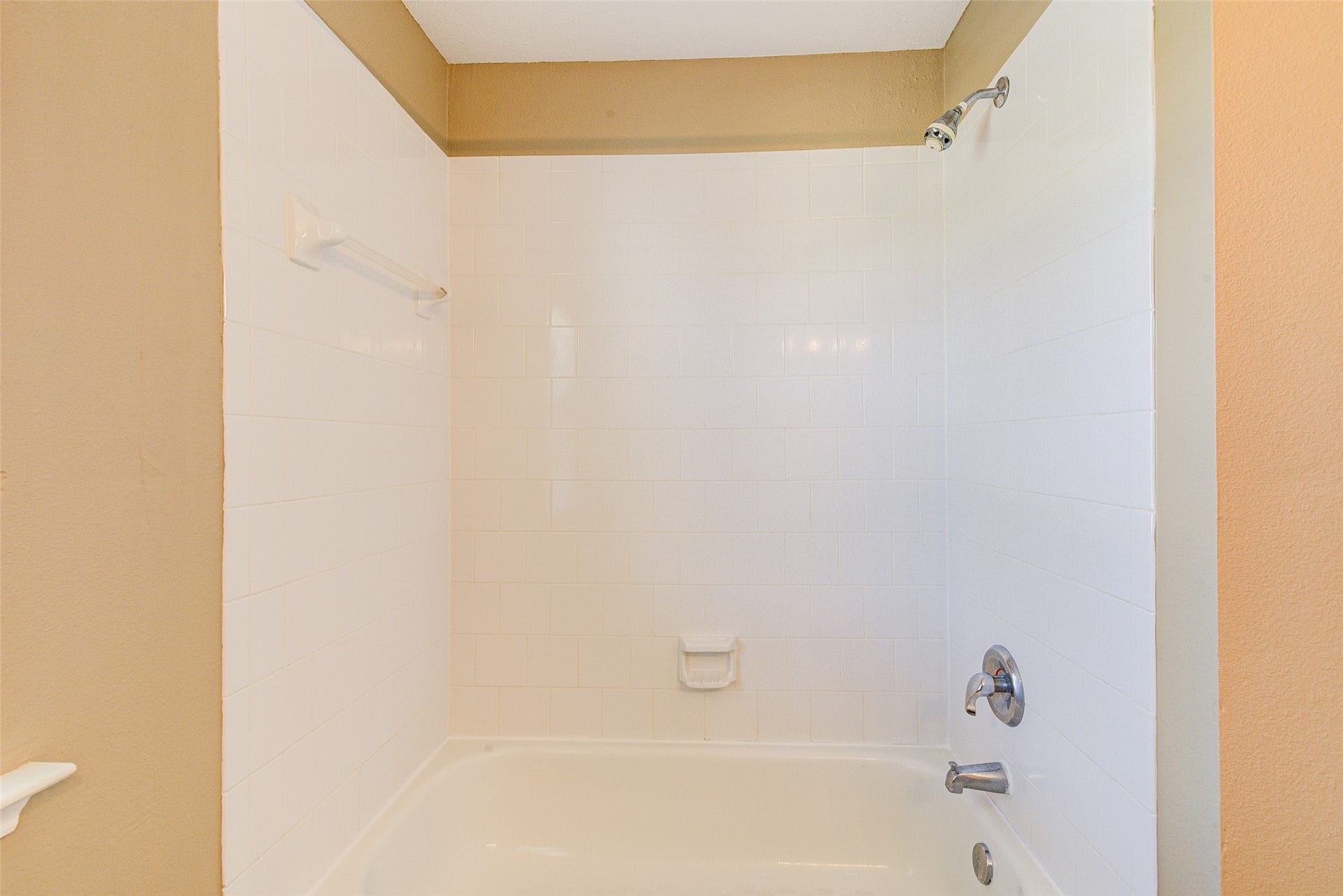 9003 Sundown Drive, Pearland, TX 77584