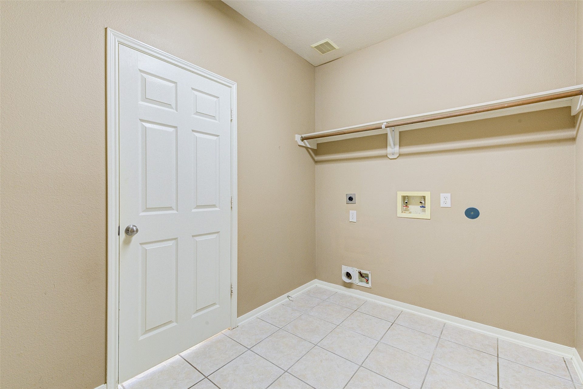 9003 Sundown Drive, Pearland, TX 77584