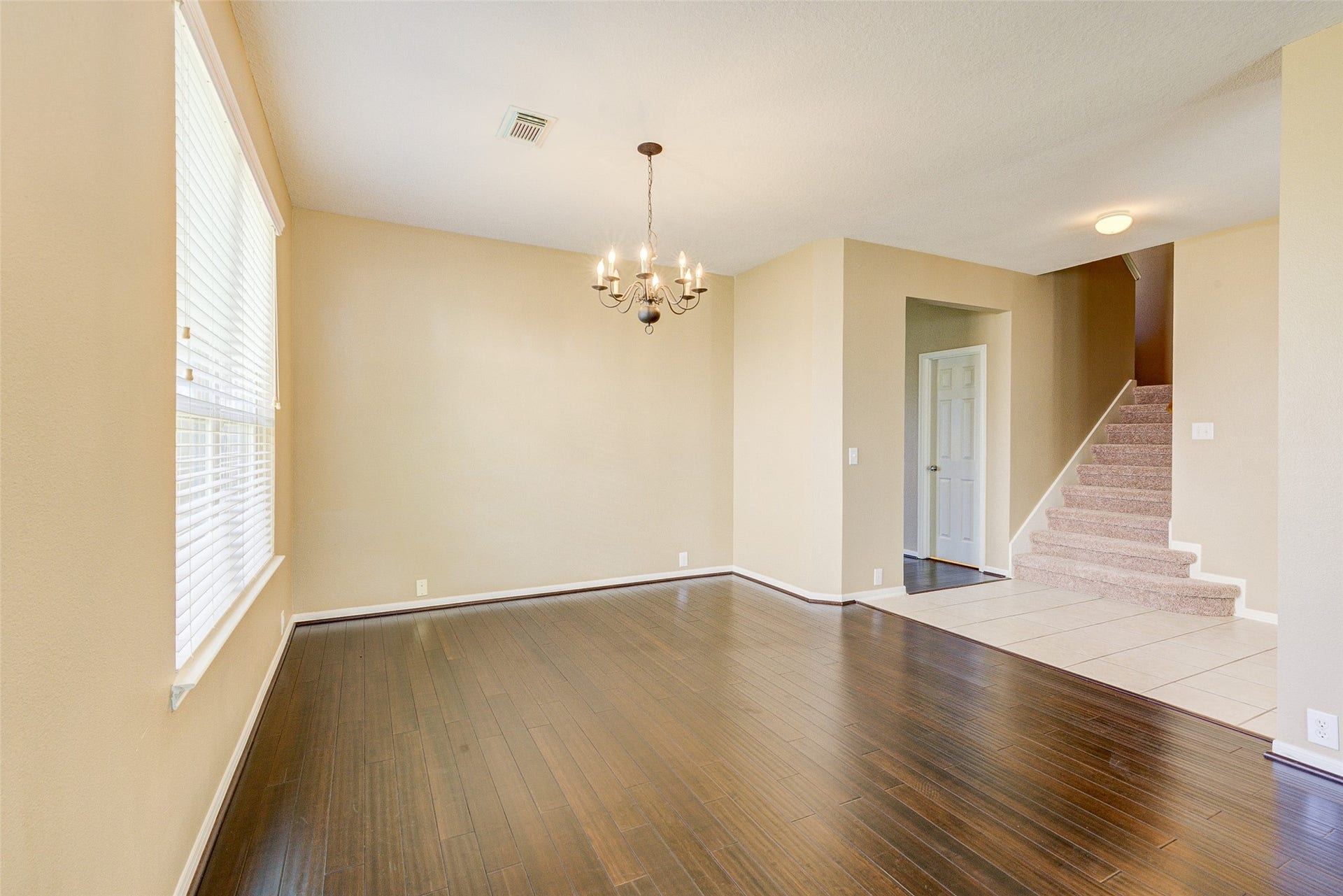 9003 Sundown Drive, Pearland, TX 77584