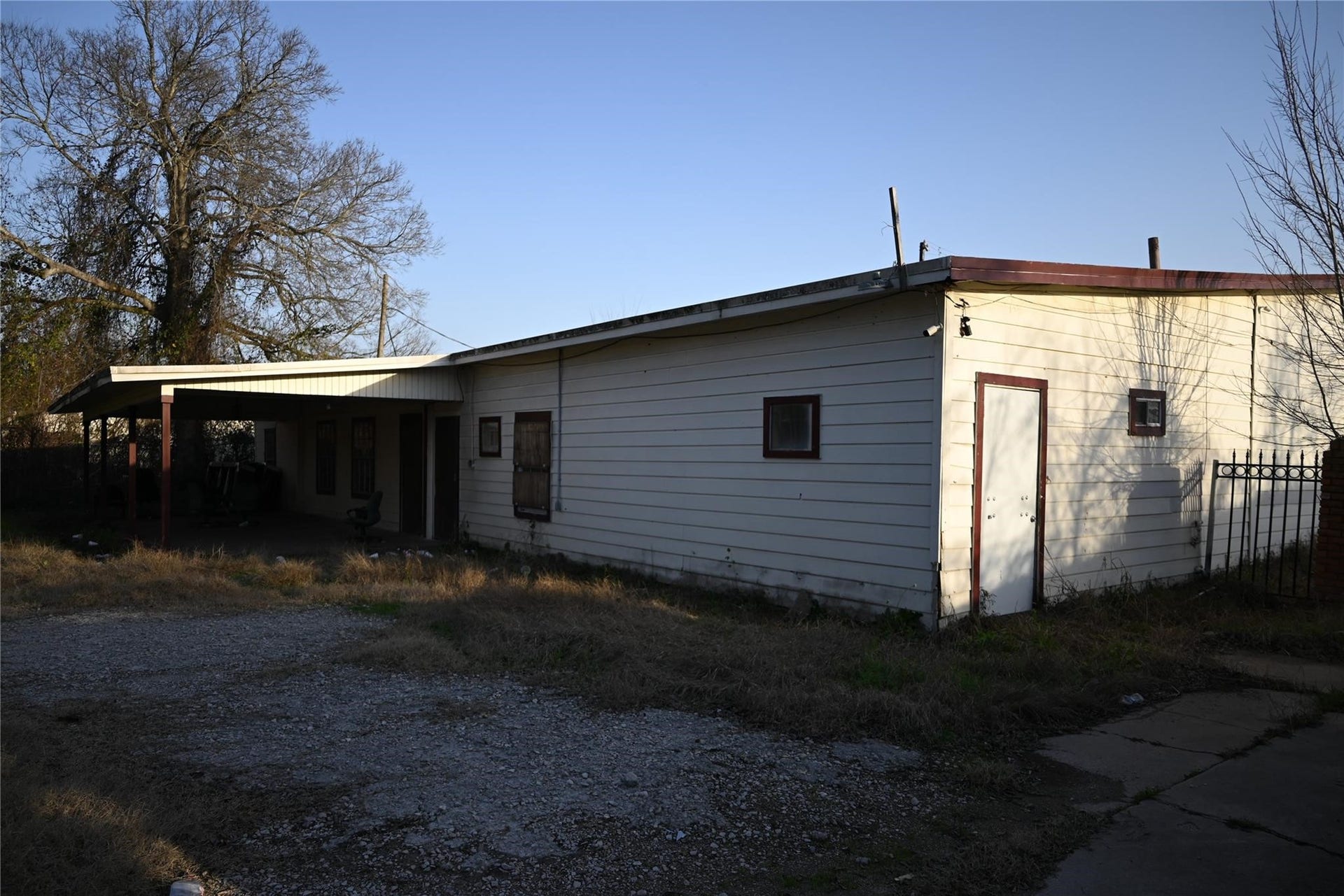 4609 Laura Koppe Road, Houston, TX 77016 4609 Laura Koppe Road, Houston, TX 77016