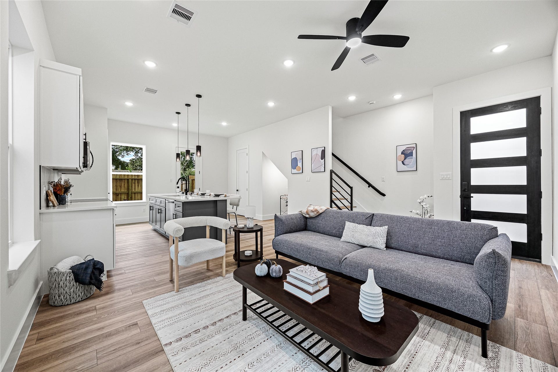 2477 Carmel Street, #A, Houston, TX 77091 2477 Carmel Street, #A, Houston, TX 77091