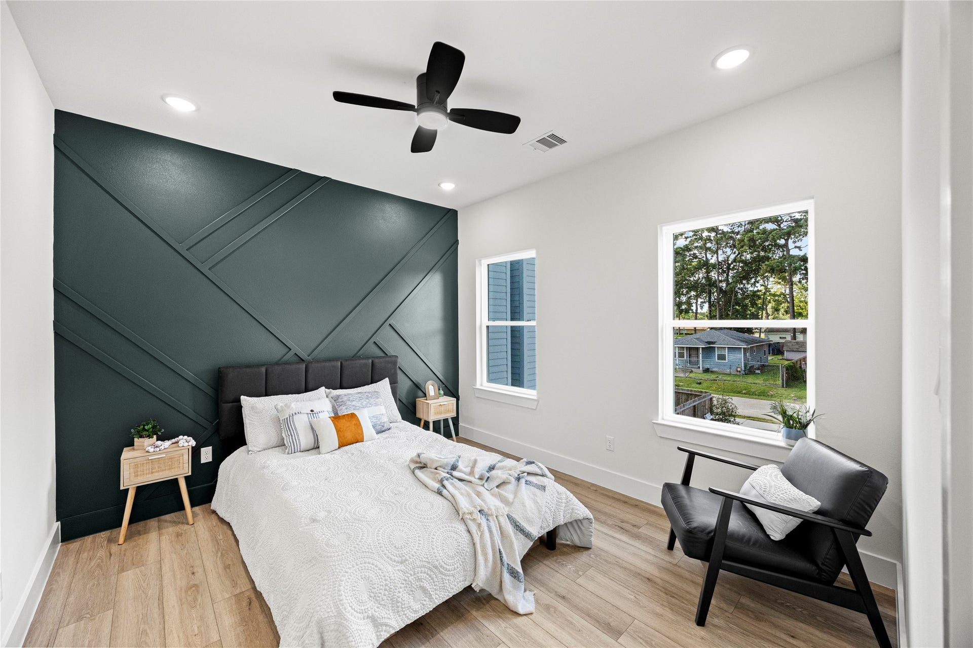 2477 Carmel Street, #A, Houston, TX 77091 Primary Bedroom