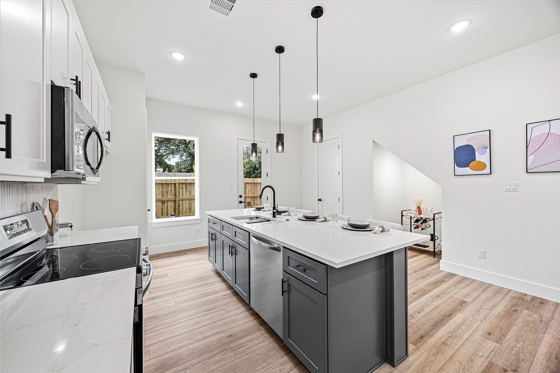 2477 Carmel Street, #A, Houston, TX 77091 2477 Carmel Street, #A, Houston, TX 77091