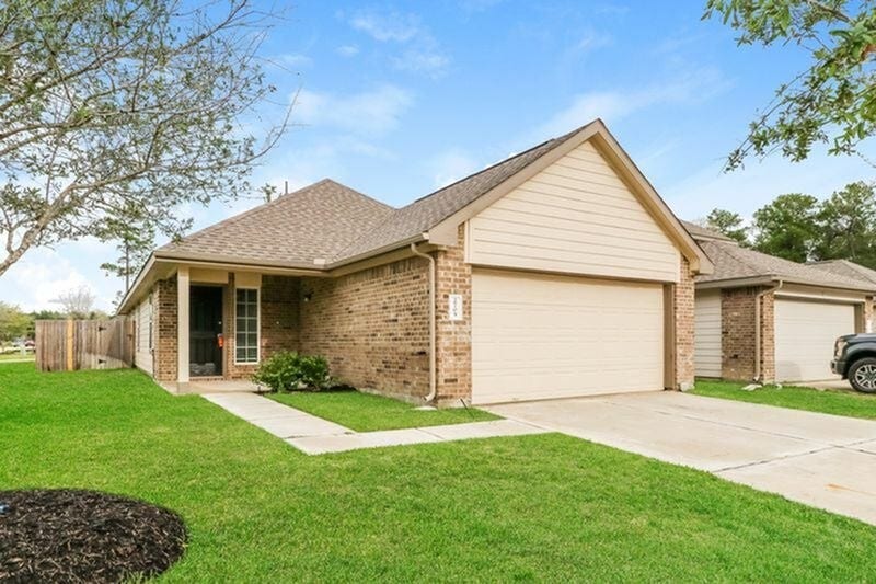 Property photo for 2705 S Lina Court, Conroe, TX