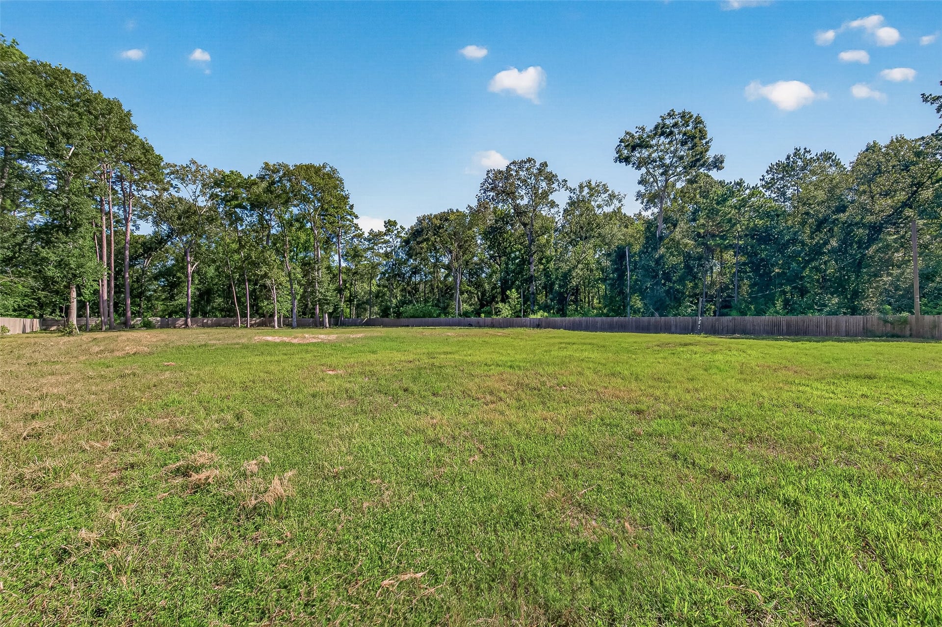 369 County Road 356, New Caney, TX 77357